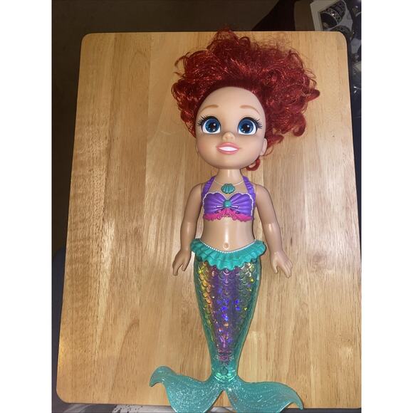 Disney Princess the Little Mermaid Ariel Doll Sings And Lights Up Works 14” - Picture 1 of 7